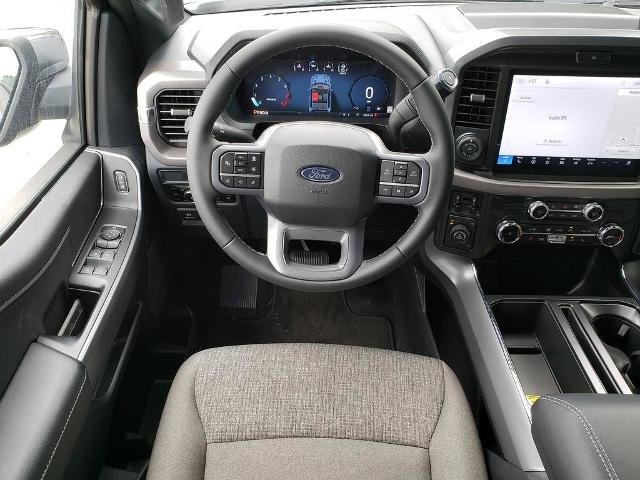 New 2026 Agate Black Metallic Ford XLT image 36