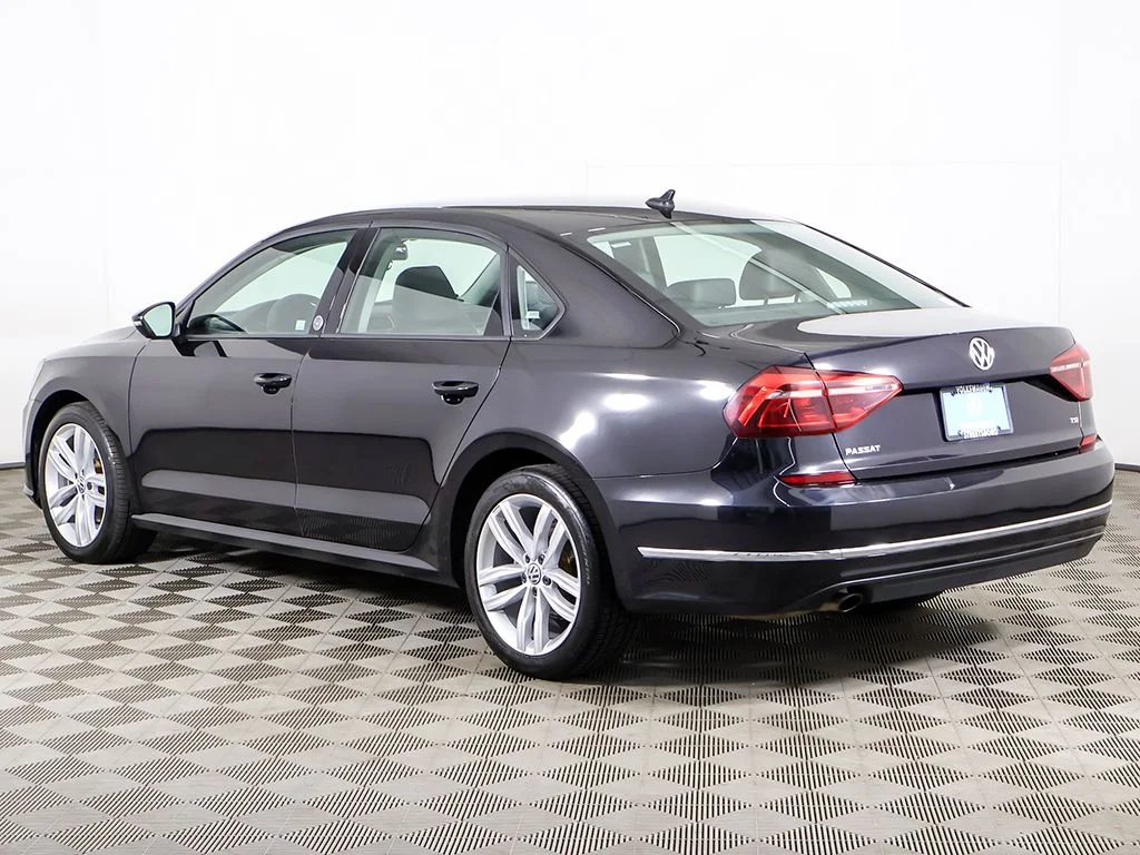 Used 2019 Deep Black Pearl Volkswagen 2.0T Wolfsburg image 9