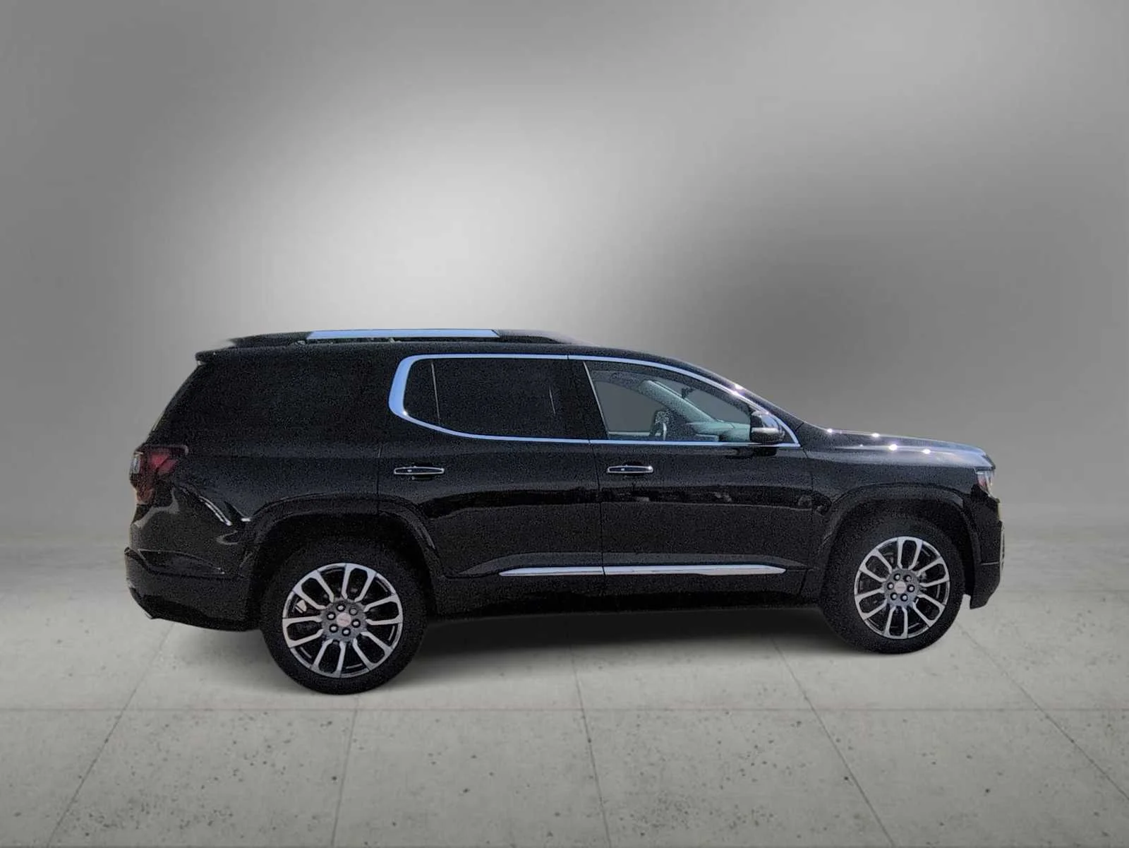 Used 2021 Ebony Twilight Metallic GMC Denali image 9