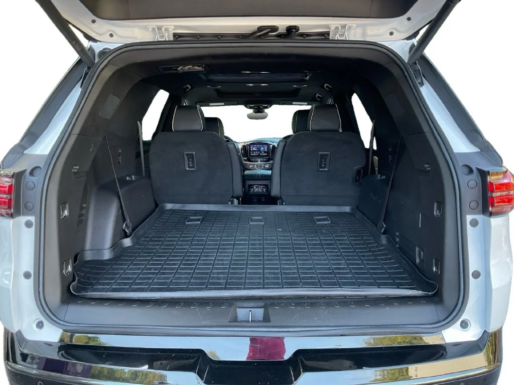 Used 2022 Beige Chevrolet Premier image 13