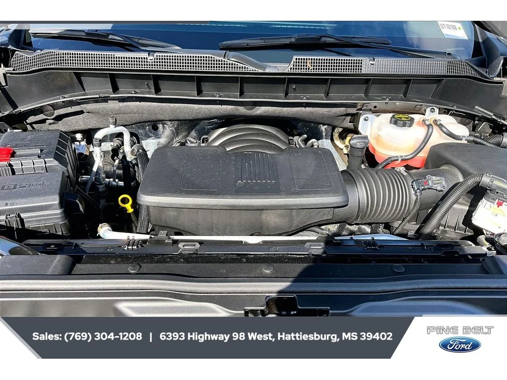 Used 2025 Black Chevrolet RST image 8