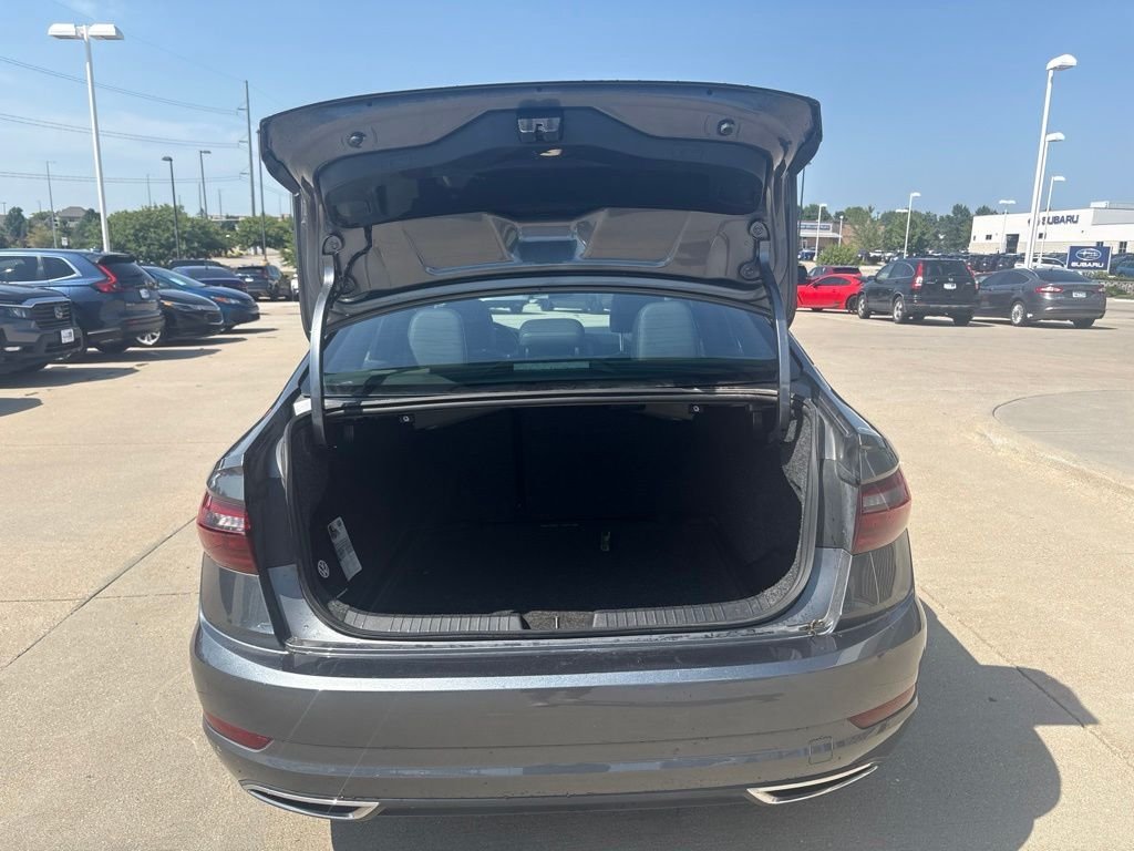 Used 2021 Gray Volkswagen R-Line image 40