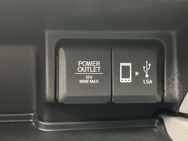 Used 2019 Green Honda RTL-T image 25
