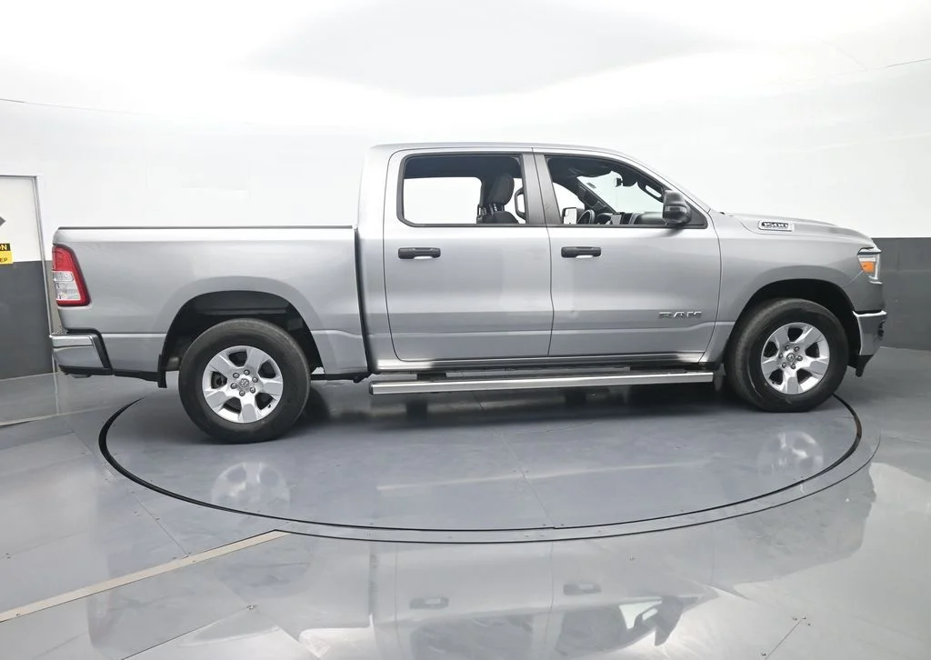 Used 2023 Billet Silver Metallic Clearcoat Ram Big Horn/Lone Star image 6