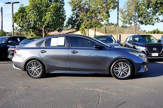 Used 2022 Gray Kia GT-Line Premium Package image 6