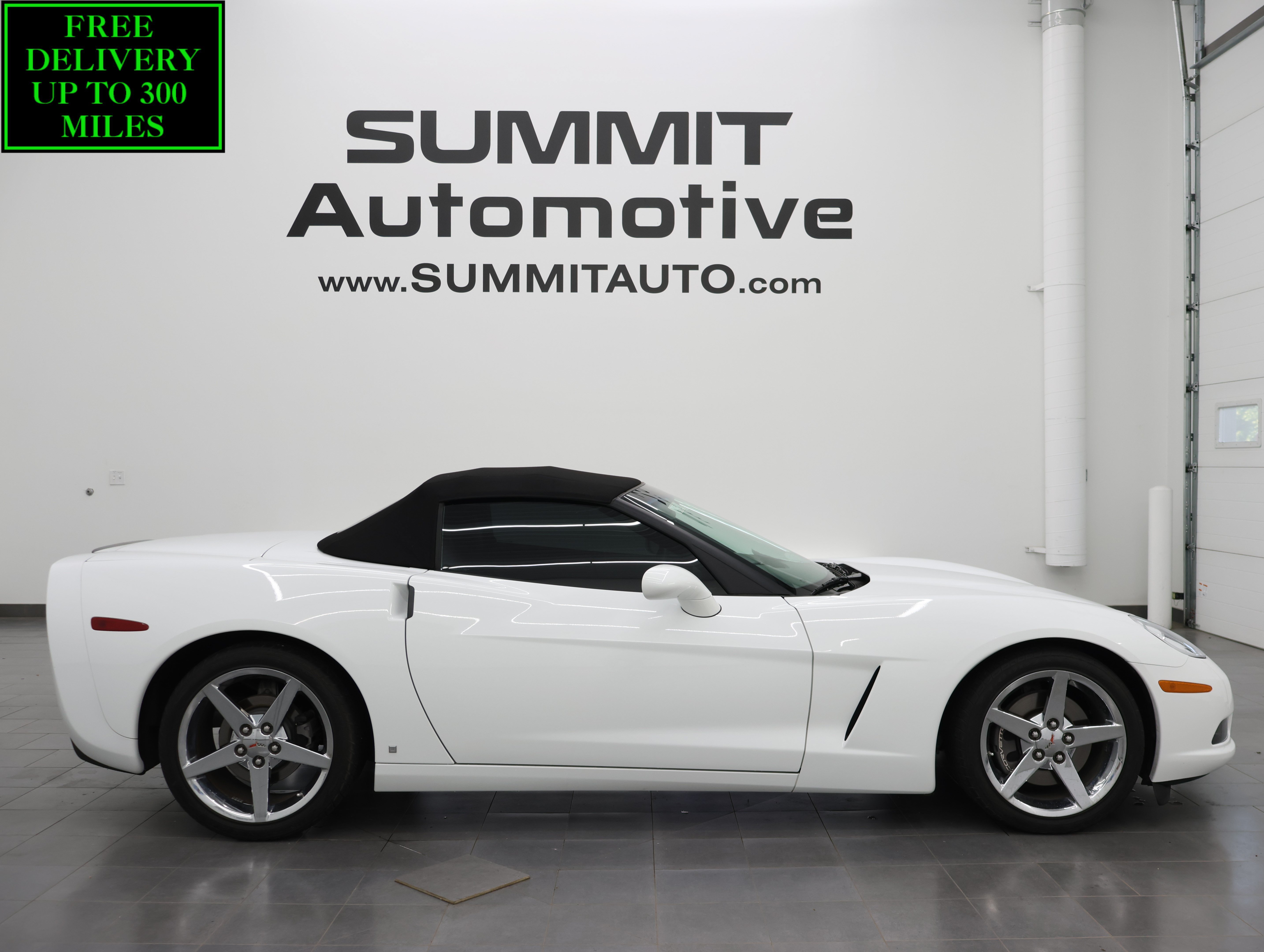 Used 2007 Arctic White Chevrolet  image 1