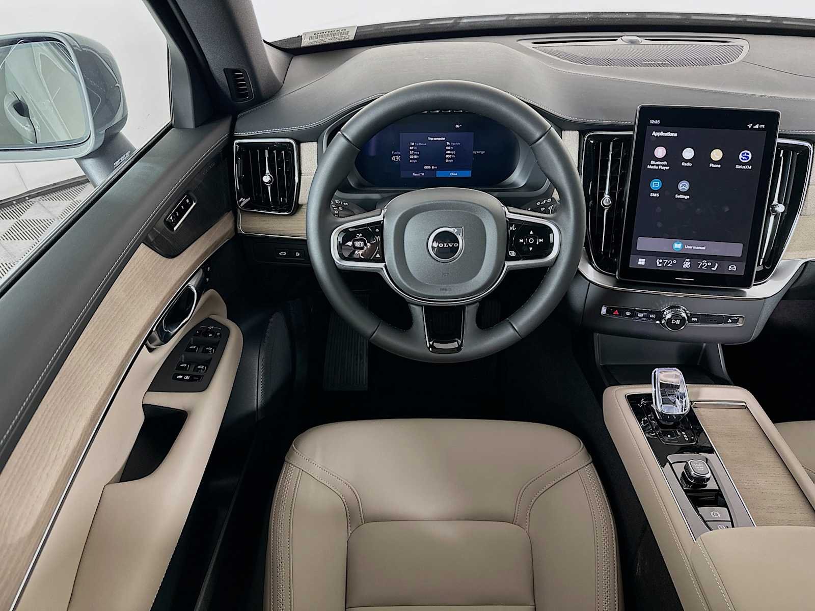 New 2026 Vapour Grey Volvo Plus image 20