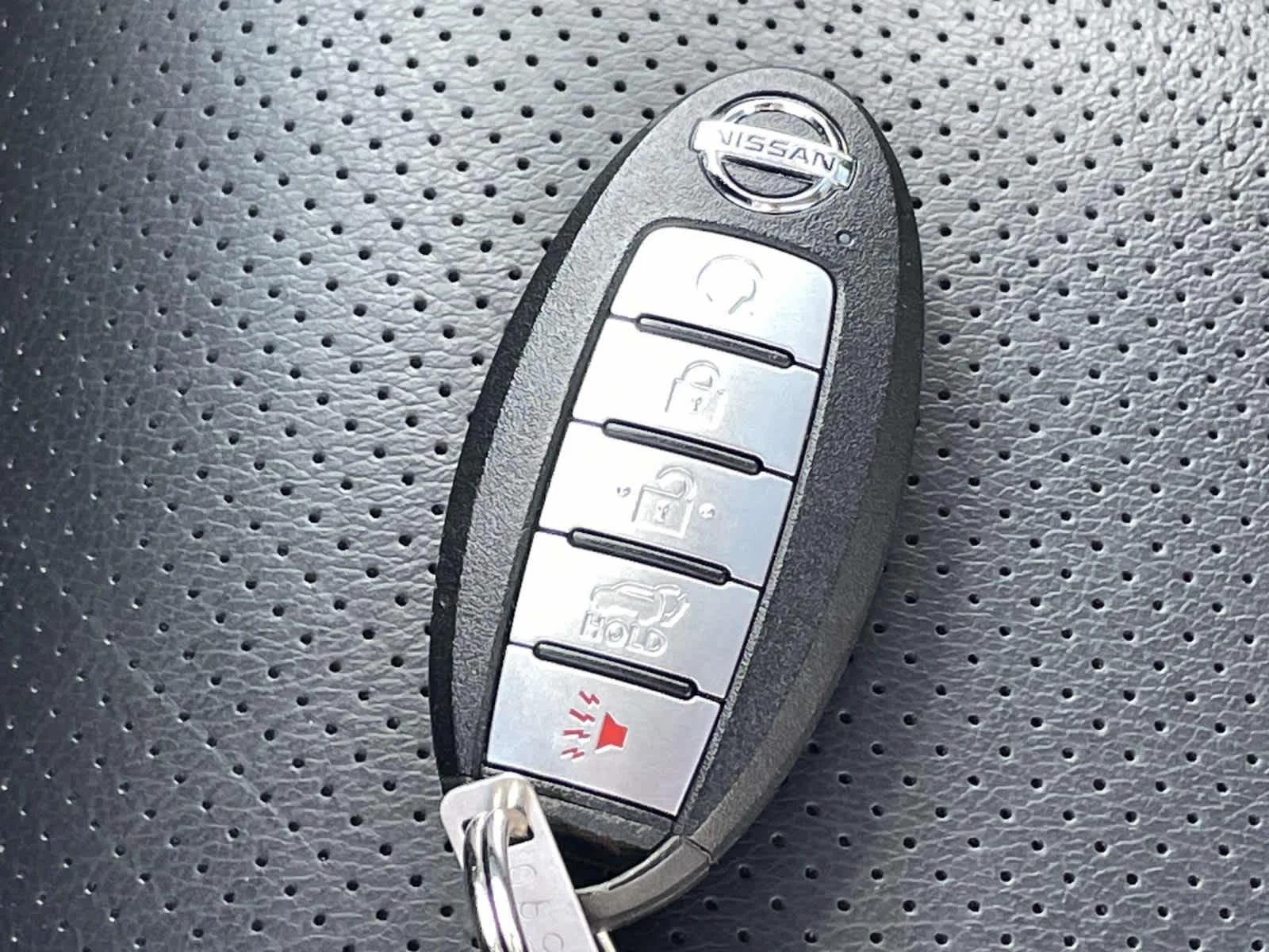 Used 2020 Gun Metallic Nissan SL image 4