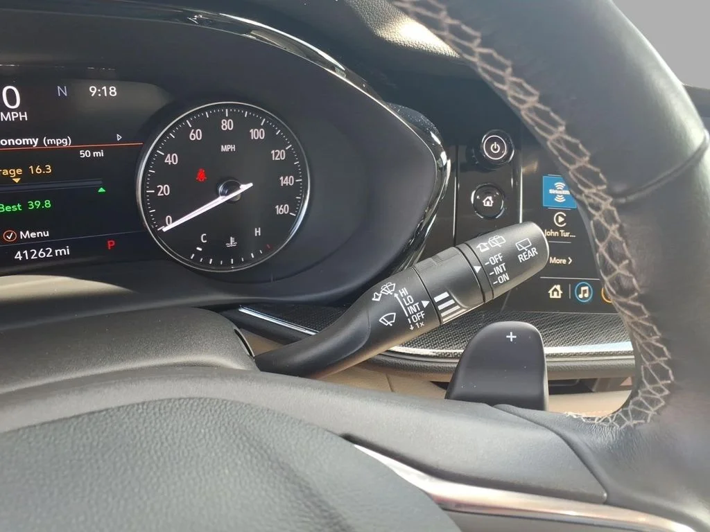 Used 2021 Blue Buick Essence image 22