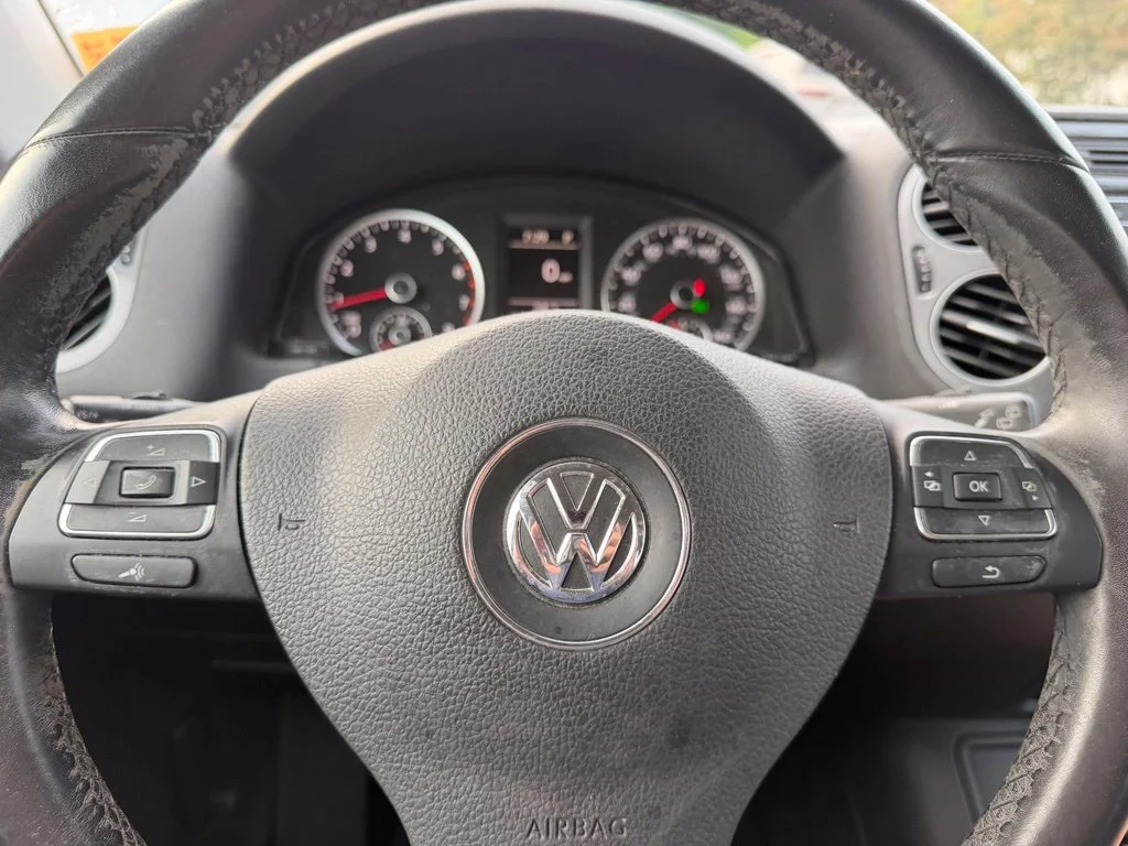 Used 2017 Black Volkswagen 2.0T image 26