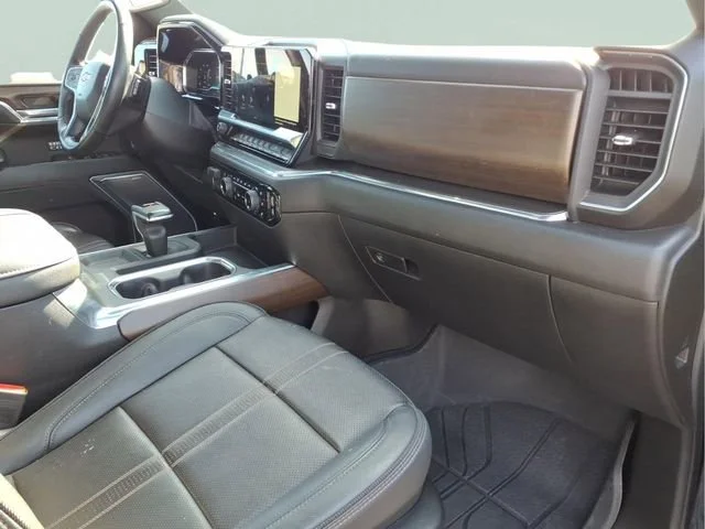 Used 2024 Black Chevrolet High Country image 25