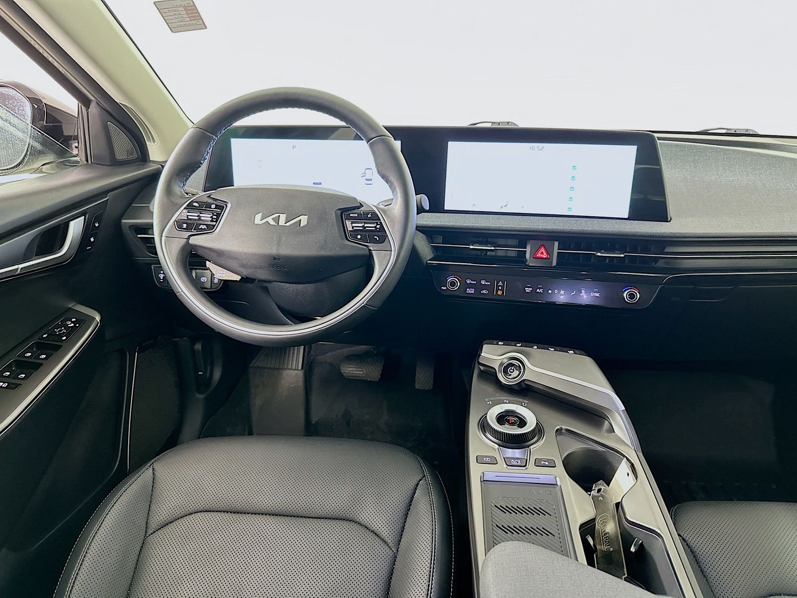 Used 2024 Glacier Kia Wind image 24