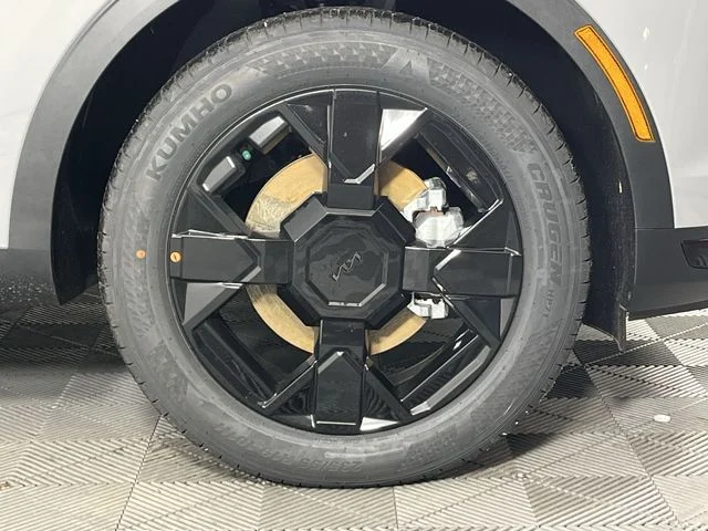 New 2026 Wolf Gray Kia X-Line image 10