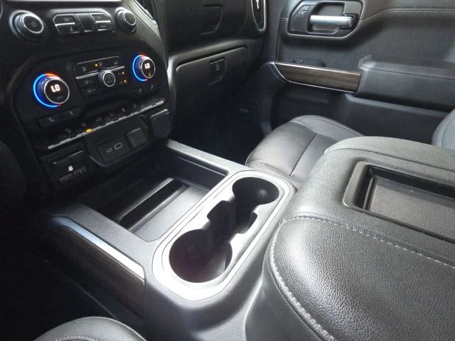 Used 2021 Red Chevrolet RST image 39