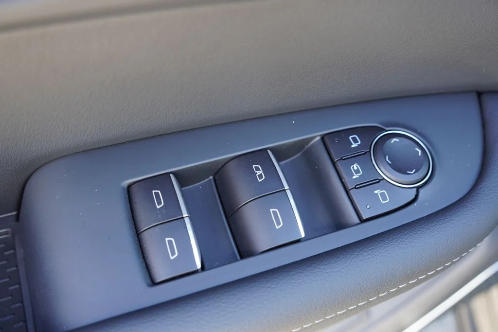 2025 Buick Enclave Sport Touring - Photo 26