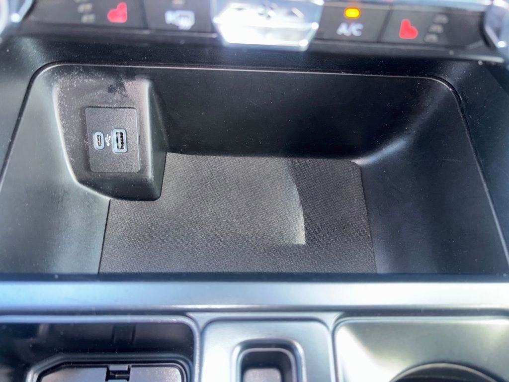 Certified Used 2023 Avalanche Ford XLT image 44