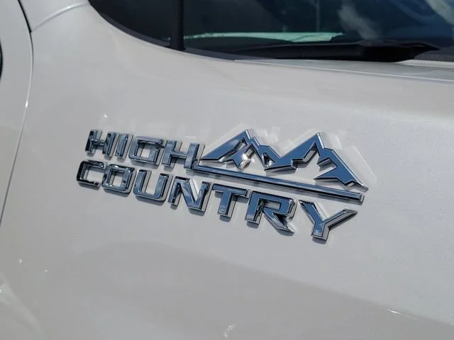 2025 Chevrolet Silverado 2500HD High Country - Photo 7