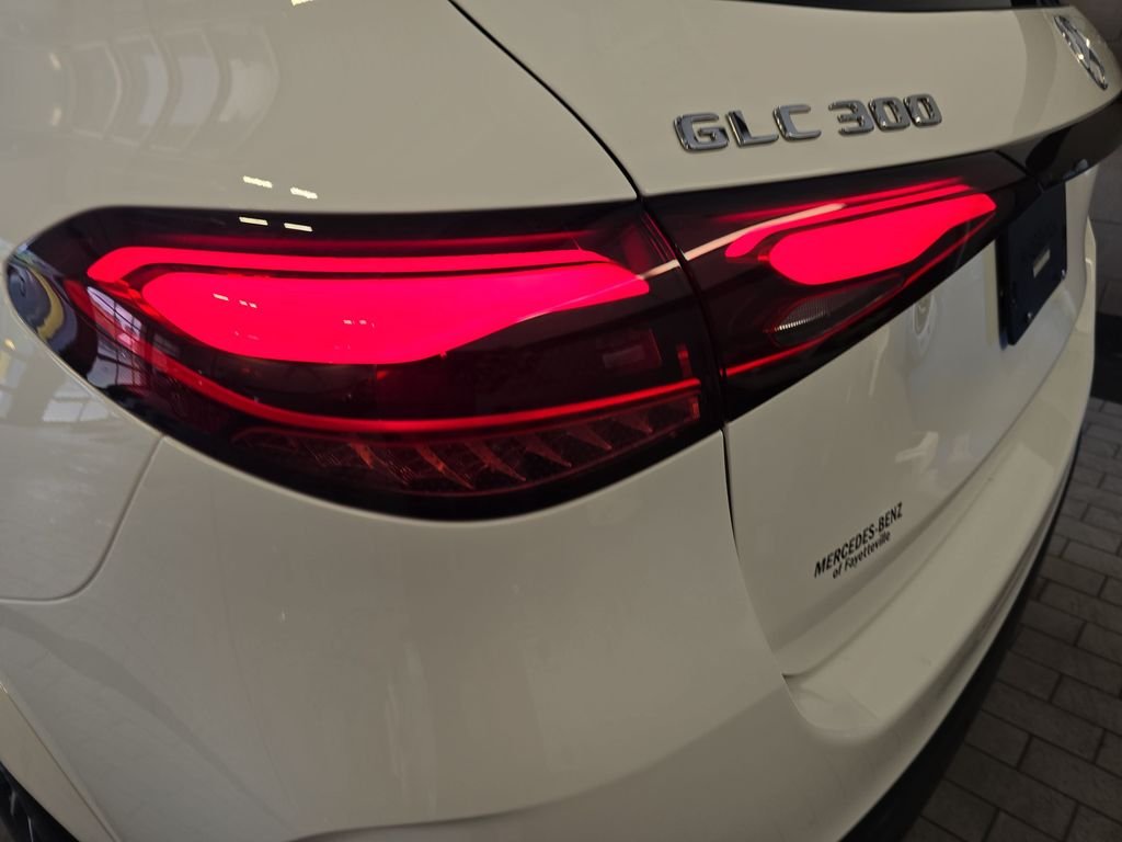 Certified Used 2026 White Mercedes-Benz GLC 300 image 37