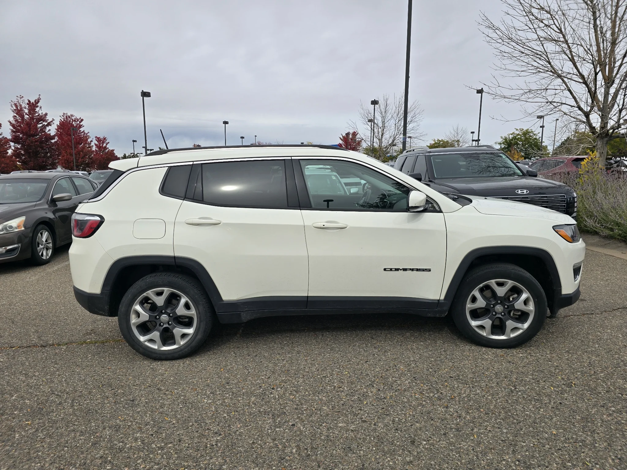 Used 2019 White Clearcoat Jeep Limited image 7