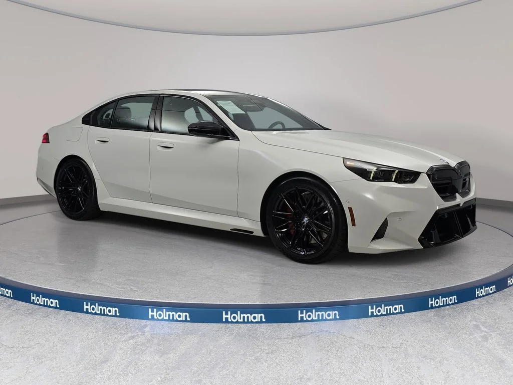 Used 2026 Alpine White BMW  image 4
