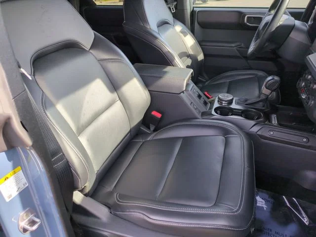 Used 2025 Gray Ford Outer Banks image 34