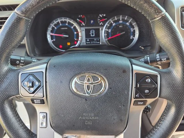 Used 2015 White Toyota Limited image 21