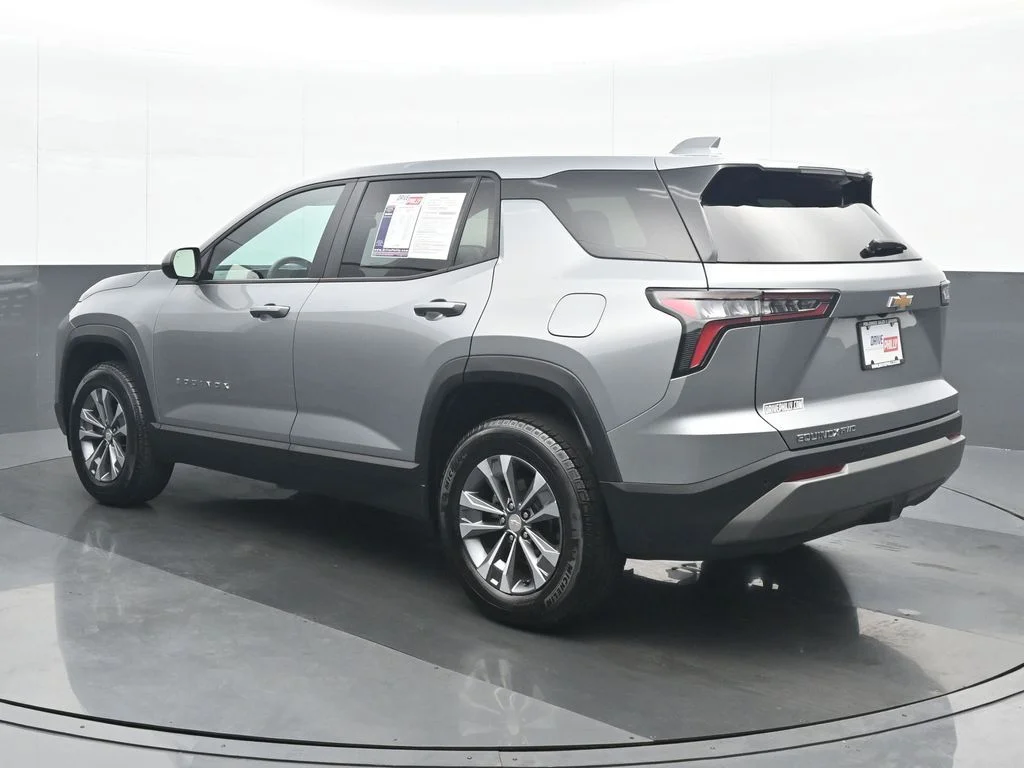 Used 2026 Gray Chevrolet LT image 4