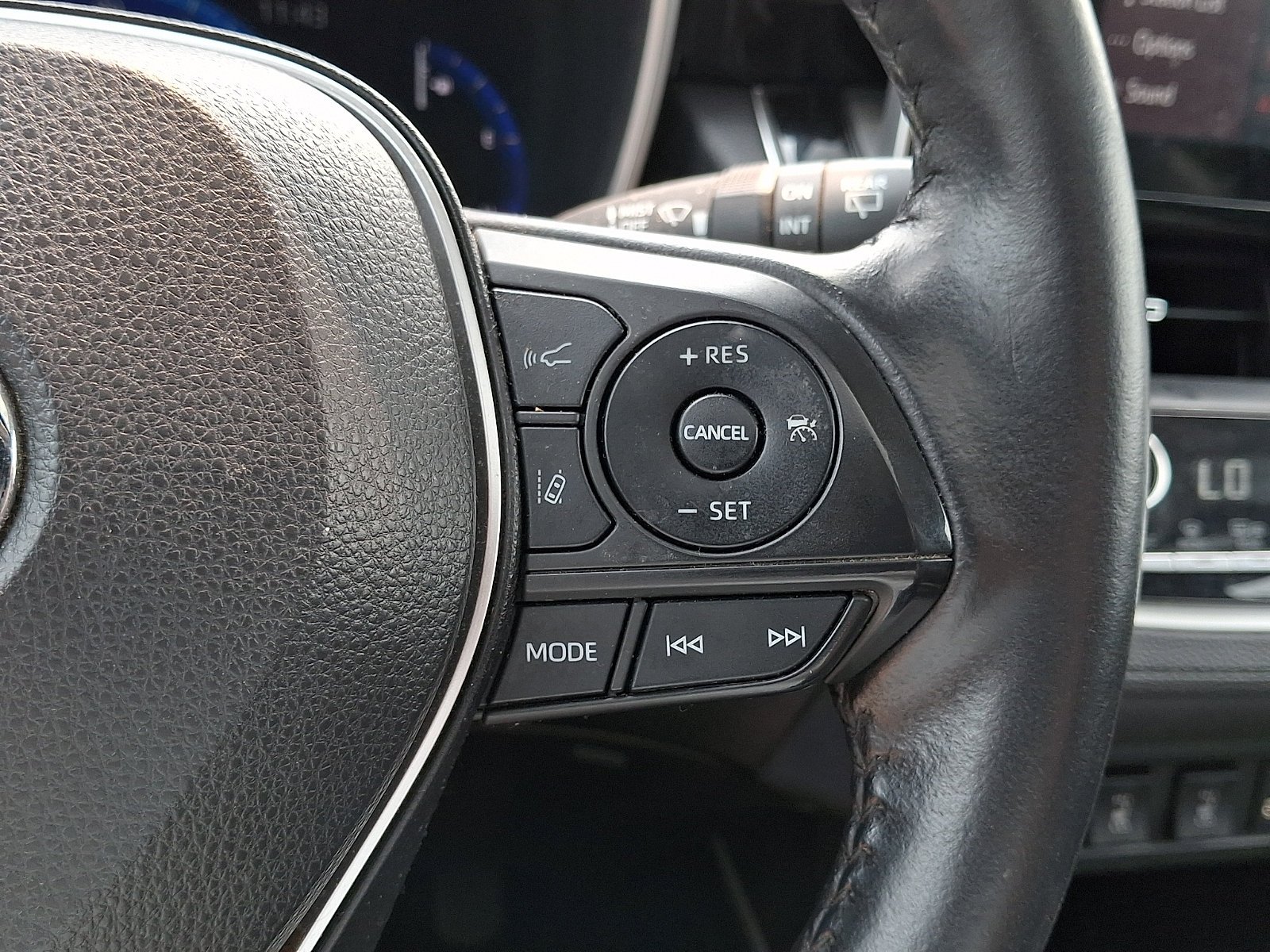 Used 2022 Celestite Toyota XLE image 24