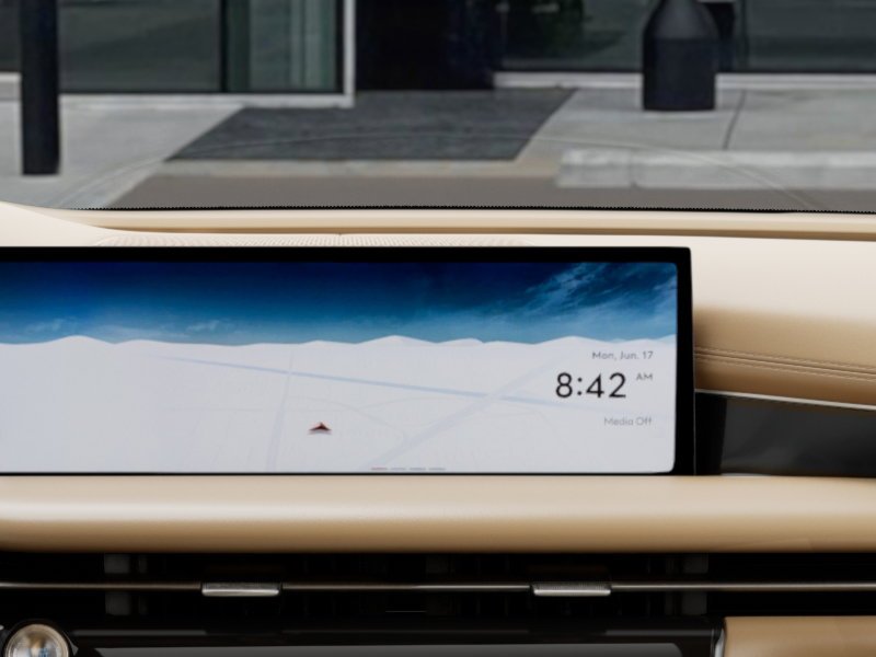 New 2026 White Genesis 2.5T image 37