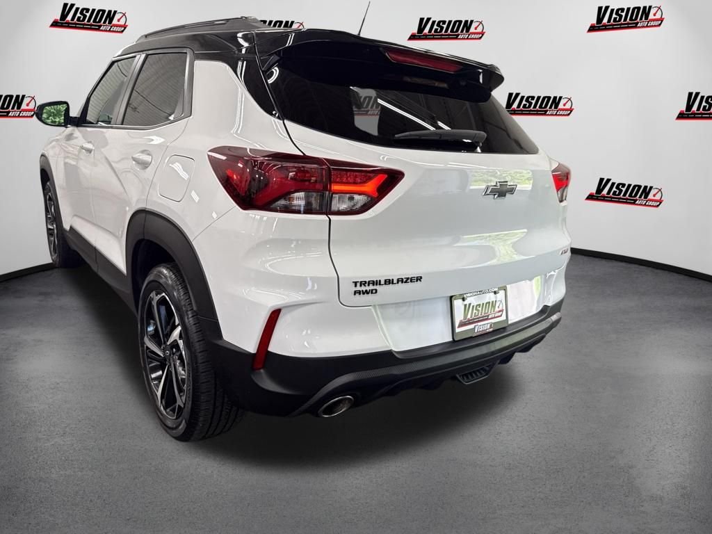 Used 2023 White Chevrolet RS image 7