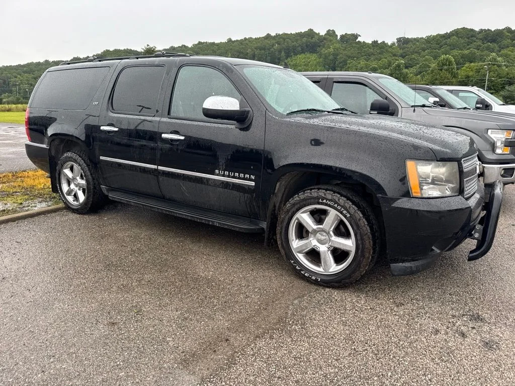 Used 2011 Black Chevrolet LTZ image 12