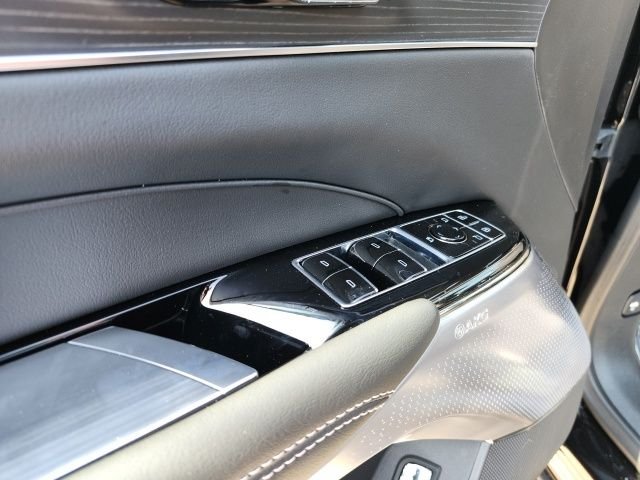 2026 Cadillac LYRIQ V - Photo 11