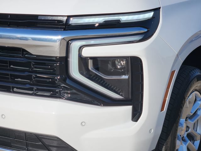 Used 2025 Summit White Chevrolet LS image 15
