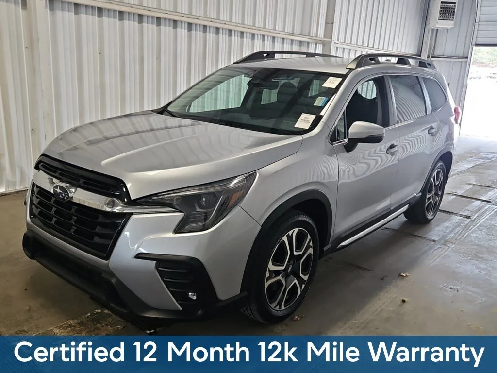 Used 2023 Silver Subaru Limited image 2