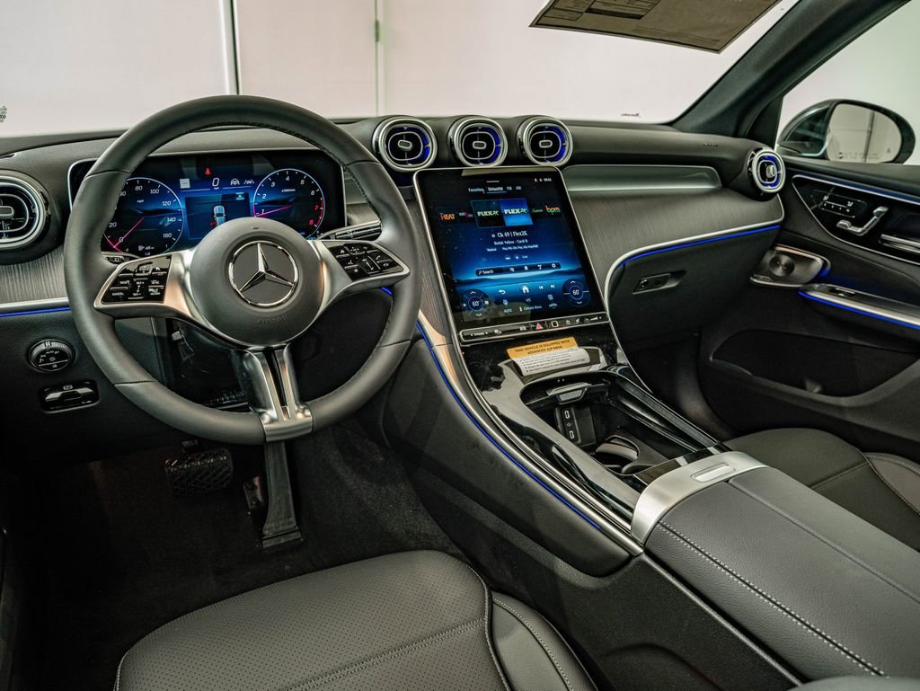 New 2026 Obsidian Black Metallic Mercedes-Benz GLC 300 image 4