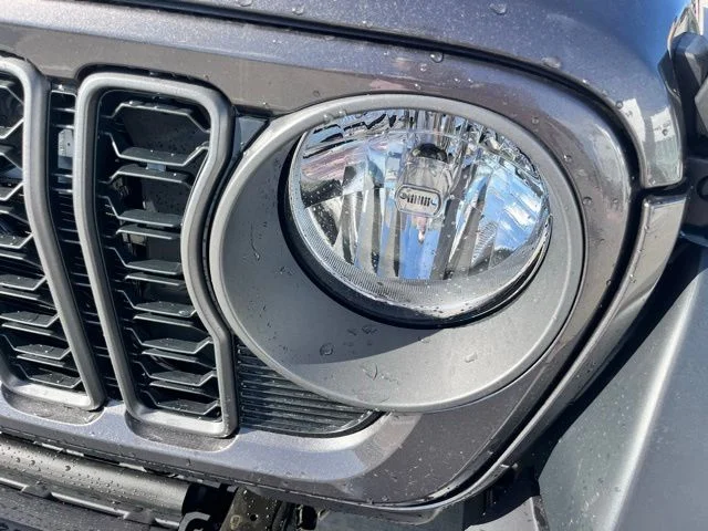 New 2026 Granite Crystal Metallic Clear-Coat Exterior Paint Jeep Sport image 8