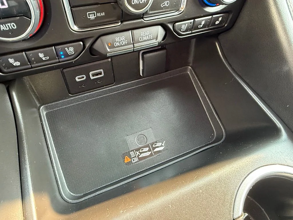Used 2023 Gray Chevrolet Premier image 29