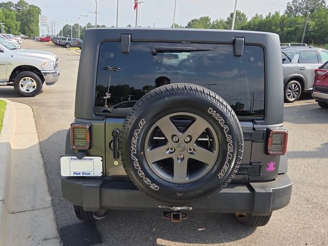Used 2014 Gray Jeep Unlimited Sport image 11