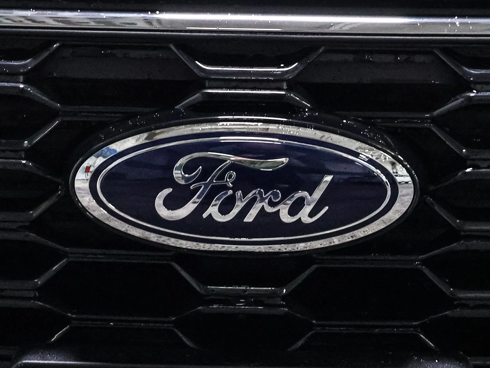 2026 Ford Escape ST-Line - Photo 13