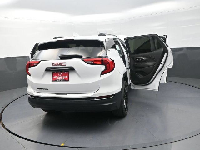 Used 2019 White GMC SLT image 47