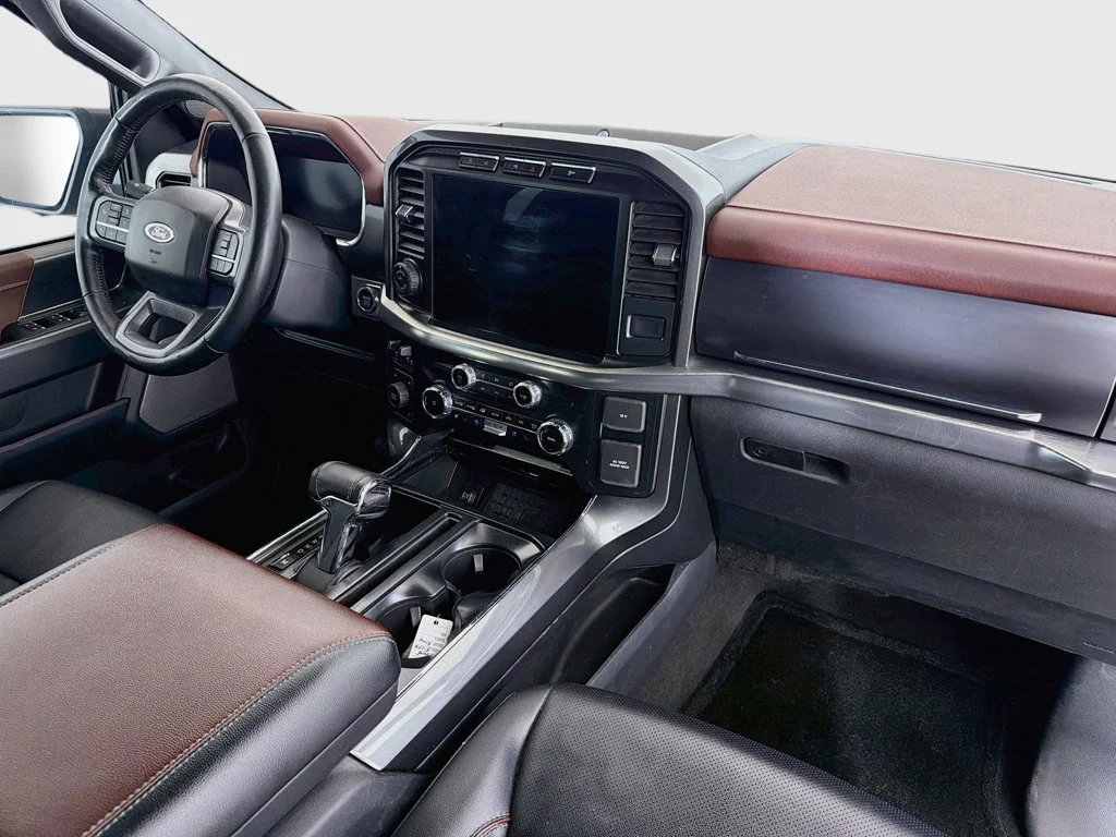 Used 2023 Carbonized Gray Metallic Ford Lariat image 24
