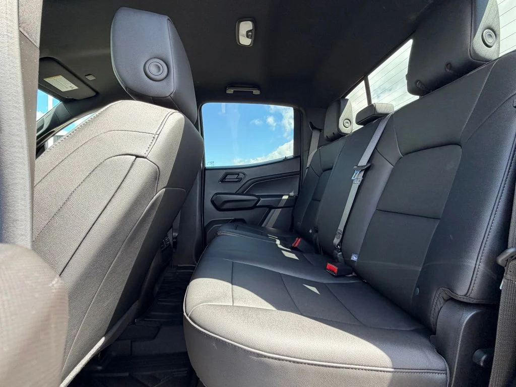 Used 2025 Blue Chevrolet Trail Boss image 22