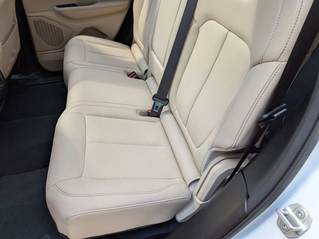 Used 2023 White Jeep Limited image 25