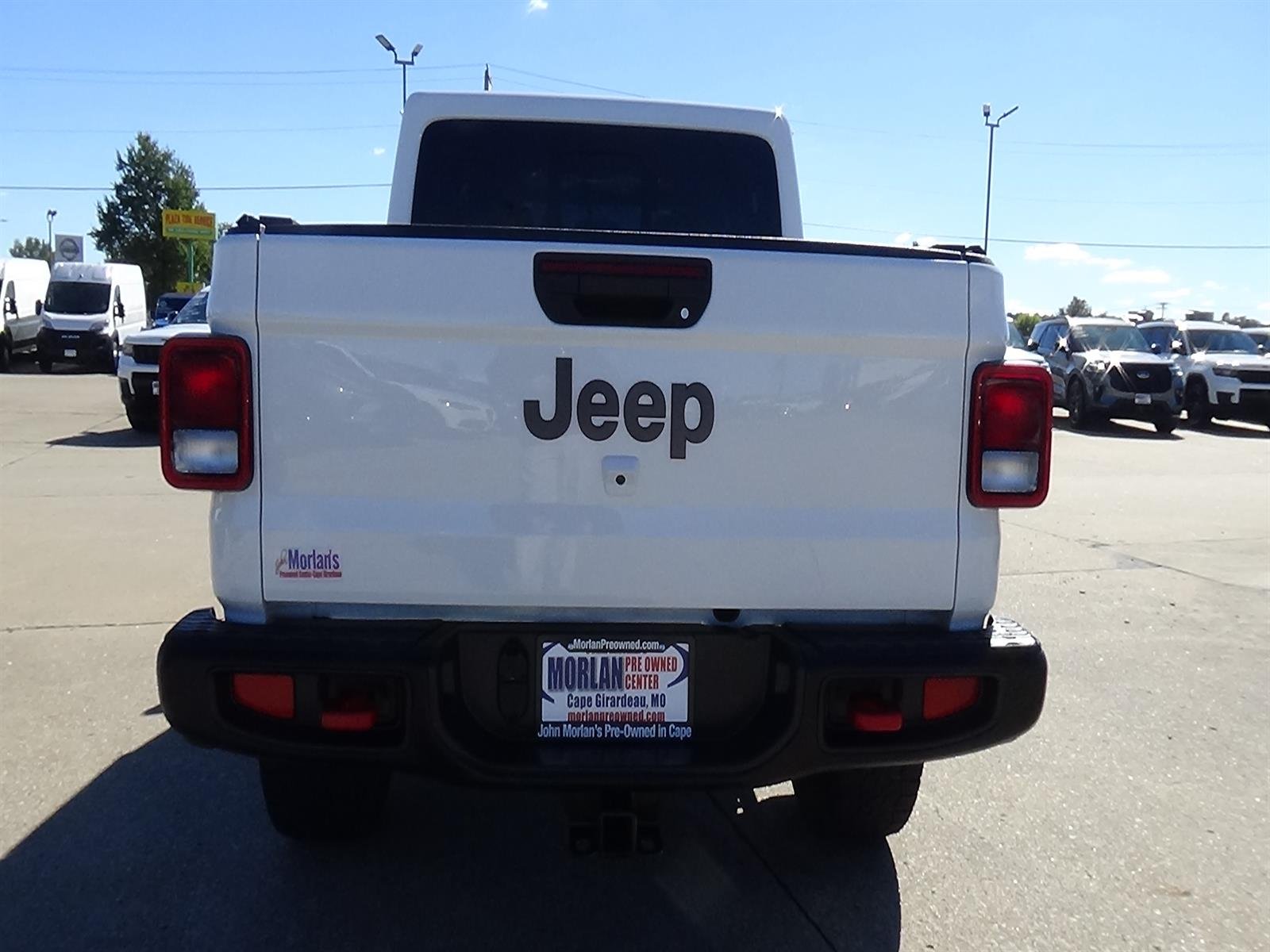 Certified Used 2023 Bright White Clear Coat (pw7) Jeep Rubicon image 8