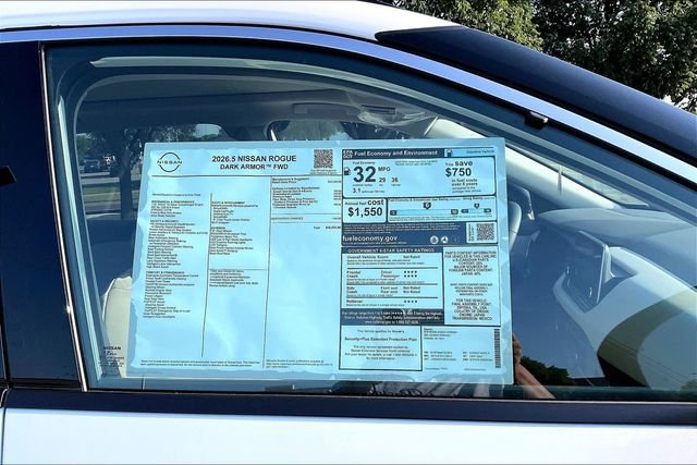 New 2026 Everest White Pearl TriCoat Nissan Dark Armor™ image 13