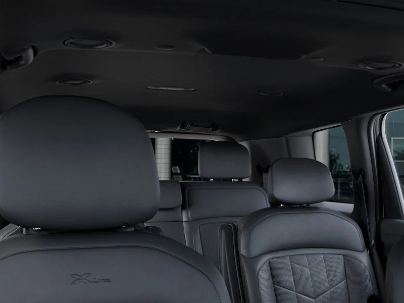 New 2027 Glacial White Pearl Kia X-Line EX image 29