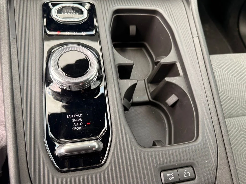 New 2026 Sting-Gray Clearcoat Jeep Laredo image 16