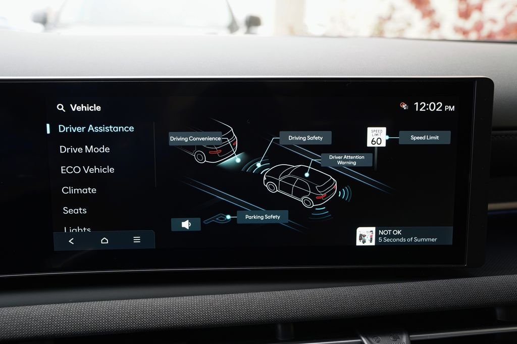 New 2026 Amazon Gray Hyundai Limited image 48
