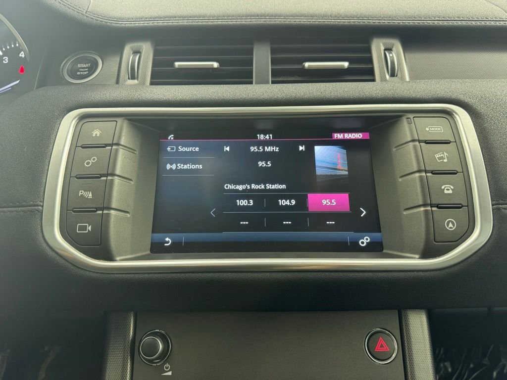 Used 2019 Fuji White Land Rover SE image 22