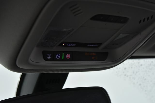 Used 2020 GRAPHITE METALLIC Chevrolet LT Cloth image 43
